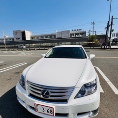 LEXUS LS600H