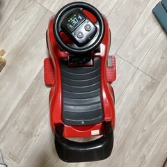 電動乗用カー　プリウス　子供が乗れる電動車の画像