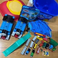 プラレール　トーマス　パーシー　フリン　収納ケース　おもちゃ