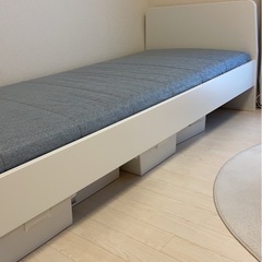 シングルベッド　衣装ケース付きの画像