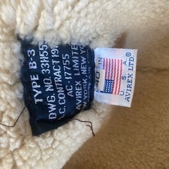 AVIREX B-3ジャケットの画像