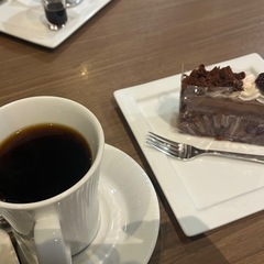 仕事終わりにカフェ行きたい！