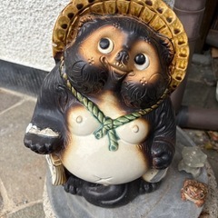 信楽焼　たぬきの置物