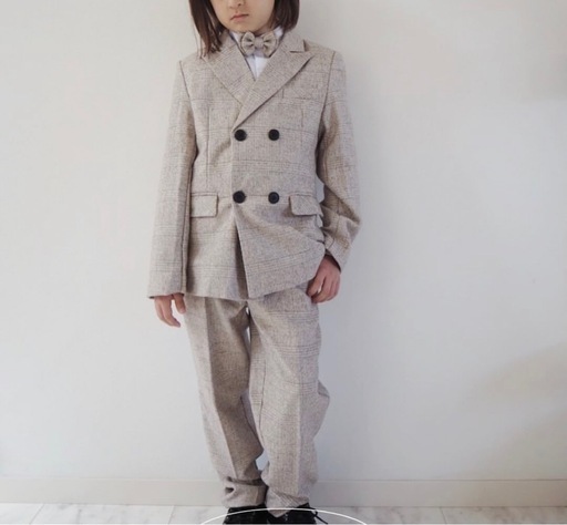 キッズ　男の子　フォーマルスーツ