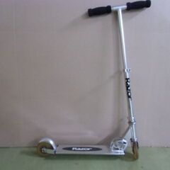 Razor　キックボード