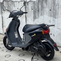 大人気セール‼️安心のドライブベルト新品✨️メーターケーブル新品✨️バッテリー充電済🔋前後タイヤまだまだ山あり⛰️嬉しいオイル交換済み♻️燃費重視&バイク初心者の方にオススメ🔰ラクラク始動のインジェクション💥CA45A レッツ4✴の画像