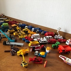 トミカ、その他の車・働く車の画像