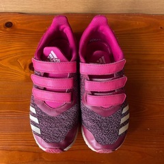 キッズ adidas スニーカー 20cmの画像