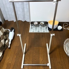 ハンガーラック