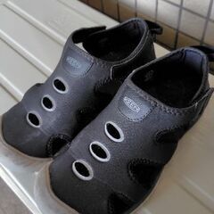 Clarksのワラビー好きの方どうぞ！(おまけでkeenのサンダル付けます)の画像
