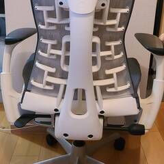 緊急 - エンボディチェアの画像