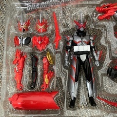仮面ライダーセイバー　ドラゴニックナイト＆ワンダーコンボセットの画像