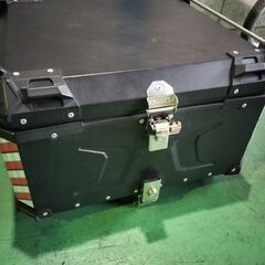 リアボックス　100L 大容量　中古