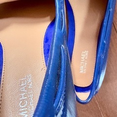 (美品)MICHAEL KORS 青 レザー モカシンの画像