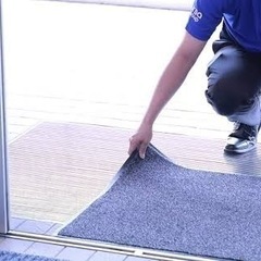 社用車で走るマット交換のルート配送！