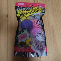 モンプチ クリスピーキッス おもちゃ ご飯などの画像