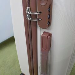 新品☆ キャリーケース Sサイズ(20インチ) アイボリー BIC-005 機内持込サイズ 軽量バイカラー スーツケース 旅行かばん 4輪キャスター付き　西岡店の画像