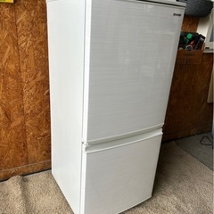 E0205 SHARP 137L 2020年　冷蔵庫　2ドア