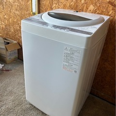 E0705 TOSHIBA  2021年　　洗濯機　5KG 