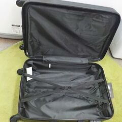 新品☆ キャリーケース Mサイズ 63L MCR-001 ブラック ハードケース スーツケース 旅行かばん 4輪キャスター付き 黒　西岡店の画像