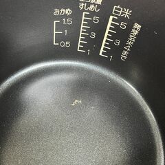 象印　マイコン炊飯器　5.5合　NL-DB10　2022年製の画像