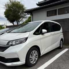 ホンダフリード　令和１年　走行距離46000キロの画像