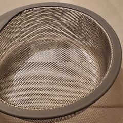 排水口のステンレスゴミ受け 直径145mm用の画像