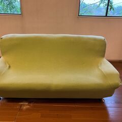 【2人掛けソファ／グリーンカバー付き】譲ります！／店舗改装・新築建て替えに伴い、装飾品・備品・家具を譲渡いたします