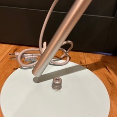 ハンズフリースタンドヘアドライヤー BISARA（ビサラ） ブルー QS252BL
の画像