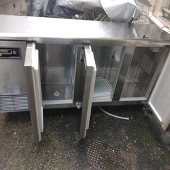 パナソニック：コールドテーブル横長：冷蔵庫：寸法：幅１５０奥４５高さ８７ｃｍの画像