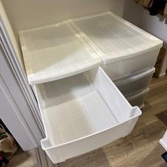 お取引先決定しました。衣装ケース