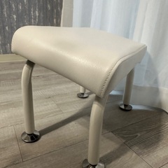 ロースツールの画像