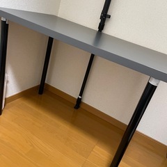 テーブル