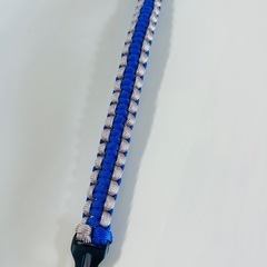 パラコード　ブレスレット　バックル　ブルー/シルバー系　新品の画像
