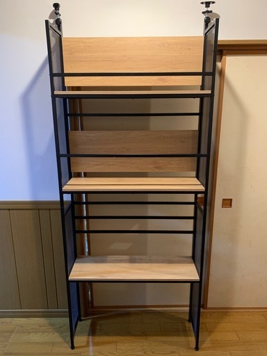 突っ張り棒つき棚