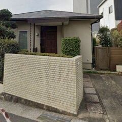 🏡駐車場1台無料　ウッドデッキ　庭付き　人気の平屋戸建て賃…