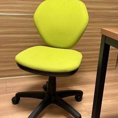 【美品】机+ パソコンチェア2枚の画像