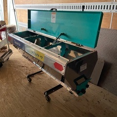 トラクター用　肥料撒き機の画像