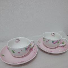 新品　サンリオ　キティちゃん　カップ&ソーサー