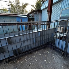 建築金物を製作し取り付けるの画像