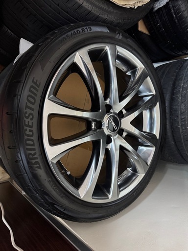 TRD 19インチ・アル・ヴェル　タイヤ・ホイール4本セット