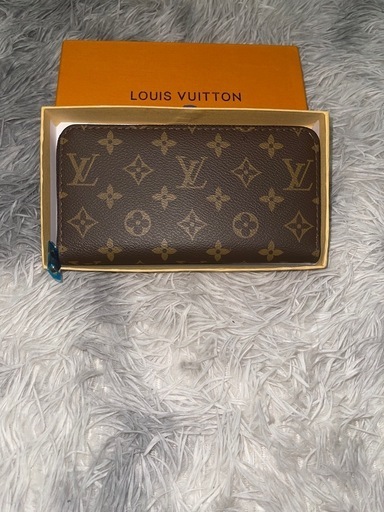 LOUIS VUITTON 長財布