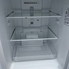 冷蔵庫【配達無料お届け設置出来ます💫都内近郊🚚】✨信頼のSHARP製✨2022年新品購入品✨どっちでもドア採用✨除菌クリーニング済の超極美品✨他にも冷蔵庫.洗濯機.電子レンジ.オーブン電子レンジ.炊飯器.テーブル&椅子.机&チェアー.ベット&マットレス.ドレッサーなど多種多様な美品が有ります✨お気軽にお問い合わせ下さい💫の画像