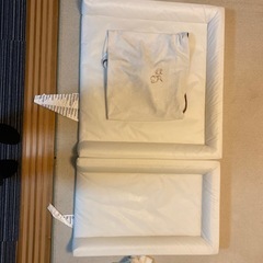［お譲りします・再 ］ベビーケアマット 2サイズ
