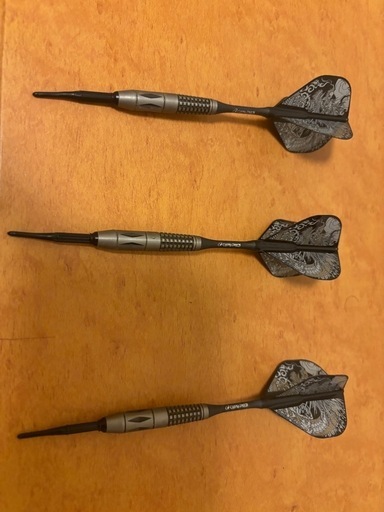 名刀景光、CAMEOダーツケース等