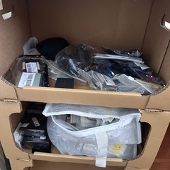 転売OK！ 約80~100点以上 iPhoneケース カメラカバー アップルウォッチカバー アクセサリー 小物の画像
