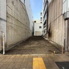 解体作業員の画像