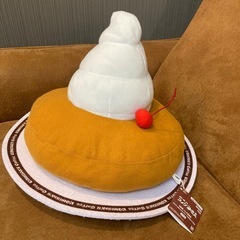 巨大シロノワール　ぬいぐるみ　コメダ
