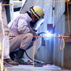 鉄工職　急募　高収入