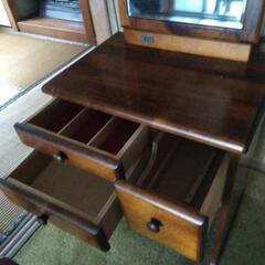 昭和レトロなドレッサーの画像